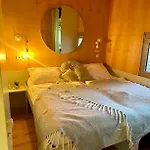 Semesterbostad Vrba Premium Riverside Mobile House Big Berry Gradac