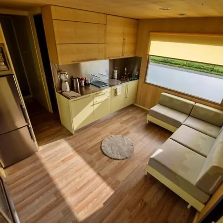 Vrba Premium Riverside Mobile House Big Berry *